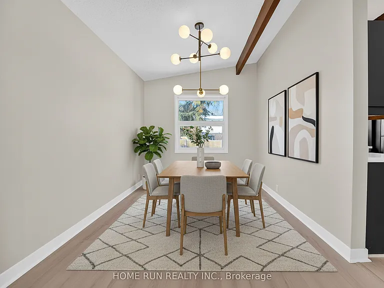 1259 Meadowlands Dr E — Photo 17