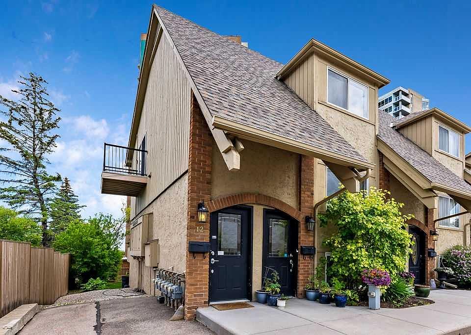 1st image of 2204 W Paliswood Rd SW #12