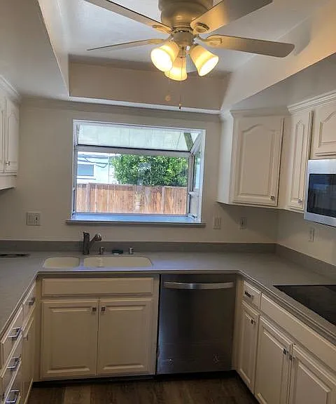985 Bermuda Dr — Photo 11