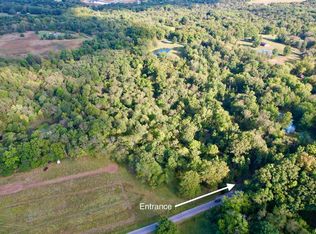 8206 Eakin Grove Rd, Benton, IL 62812