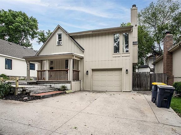 3rd image of 4625 Bell St