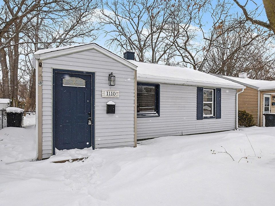 1st image of 1110 Roberts St