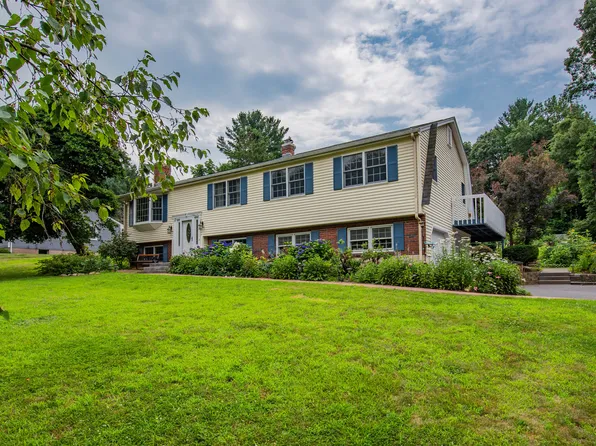 18 Rosewood Drive, Vernon, CT 06066
