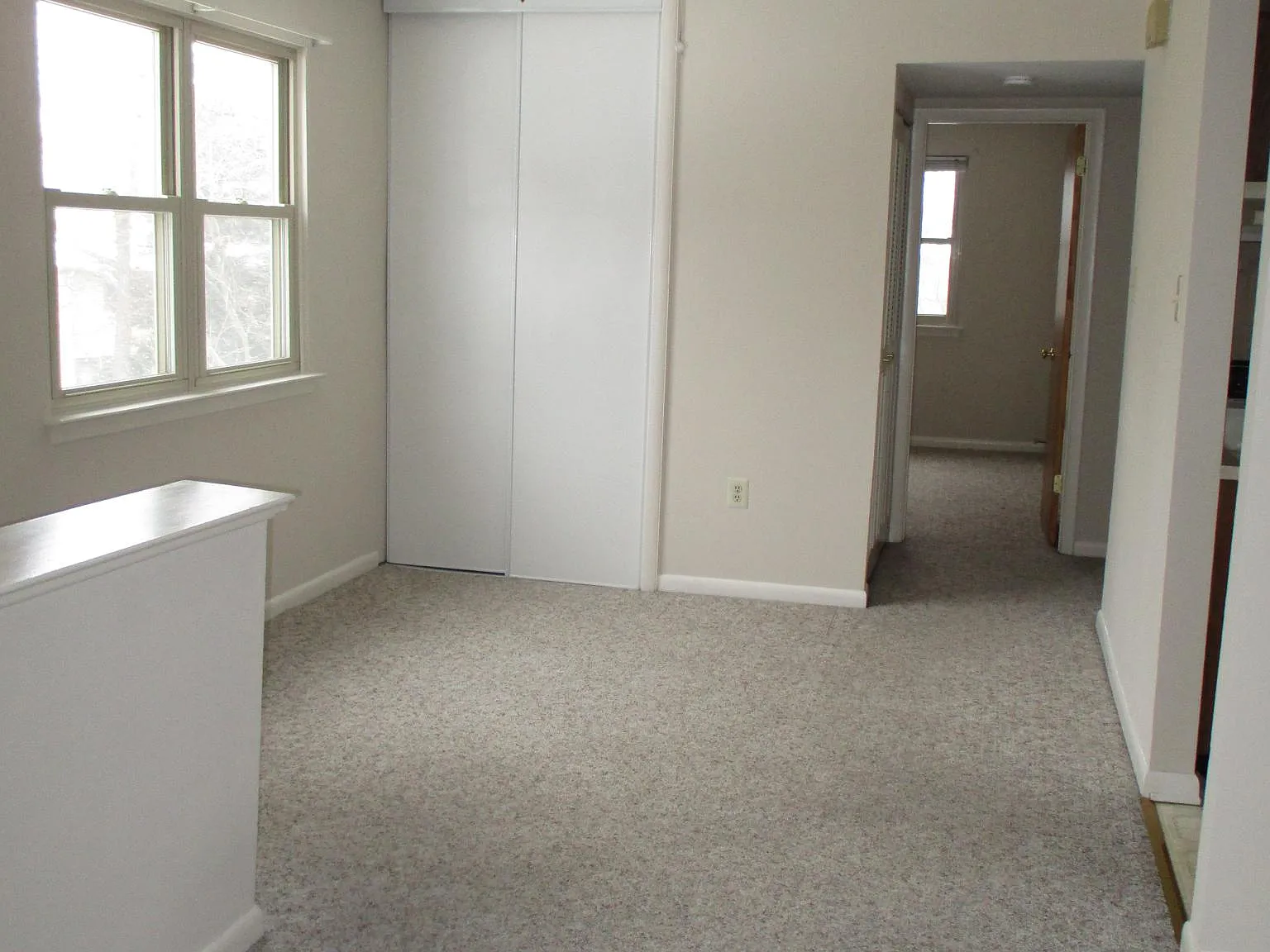 2 bed, 1000 sqft, $1,750 — Photo 4
