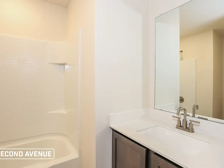 519 Bennie Leonard St — Photo 16