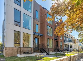 4127 8th St NW #2, Washington, DC 20011