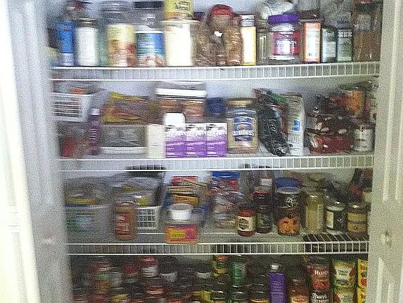 Double kitchen Pantry