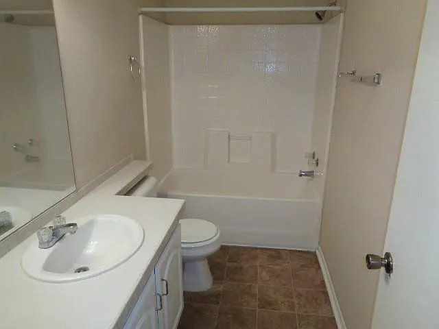10015 Summerberry Ln — Photo 13