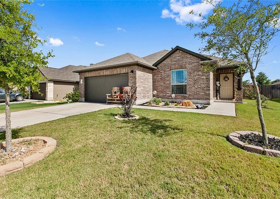 1st image of 173 Painted Desert Ln