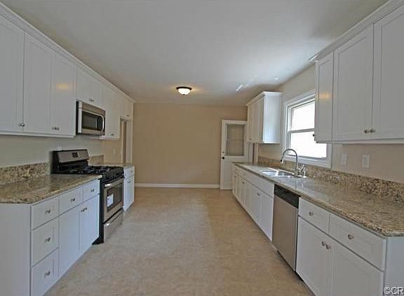 5th image of 36073 Highland Ave