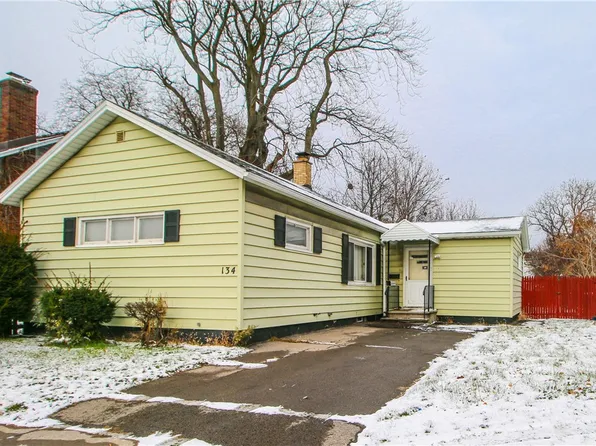134 Dewey Ave, Rochester, NY 14608