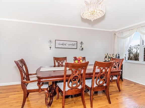 4th image of 1812 Trafalgar Pl