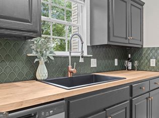 267 Pointe Willow Dr, Cleveland, GA 30528