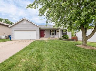 3 Woodland Ridge Ct, Saint Peters, MO 63376