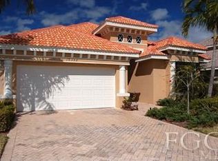 10352 Porto Romano Dr, Miromar Lakes, FL 33913