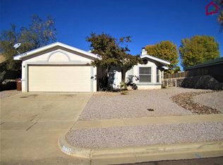 5059 Emerald St, Las Cruces, NM 88012