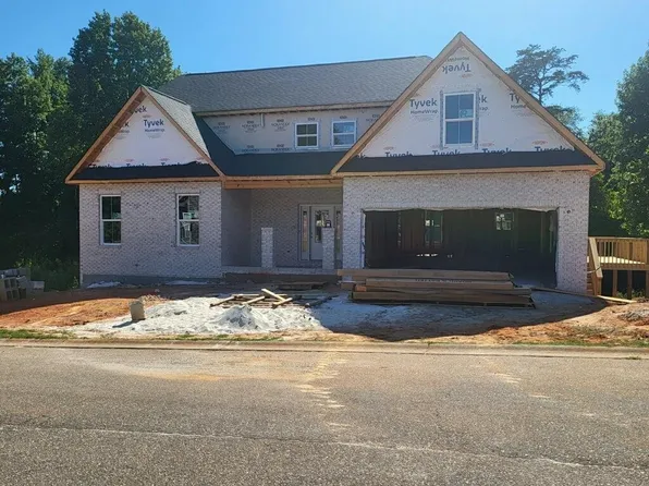 160 Floyd Meadow Dr, Inman, SC 29349