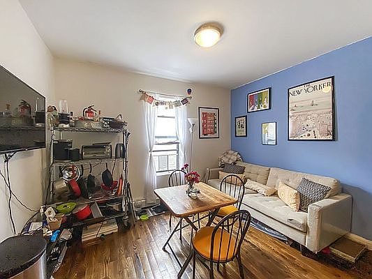 2nd image of 504 Manhattan Ave #2R