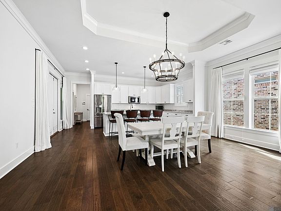 5th image of 305 Rue Petite