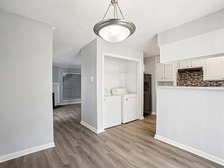 Don't Miss Out Biltmore Homes Leasing Fast — Photo 43