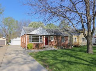 3908 42nd St, Des Moines, IA 50310