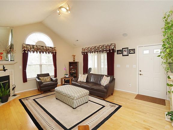 4th image of 144 Edinburgh Village Dr