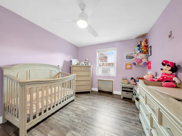 349 Bay 8th Street image 7 of 10