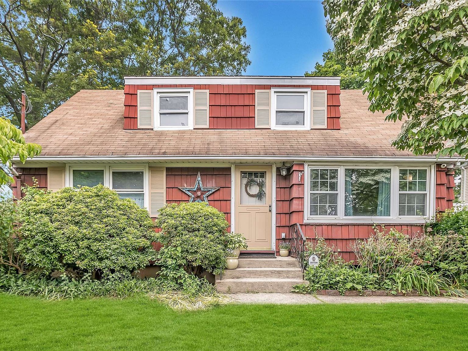 4 East Avenue, Sea Cliff, NY 11579 Zillow