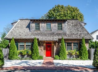 37 Simpsons Ln, Edgartown, MA 02539