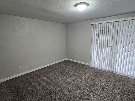 4th image of 12705 48th Ave NE APT 3