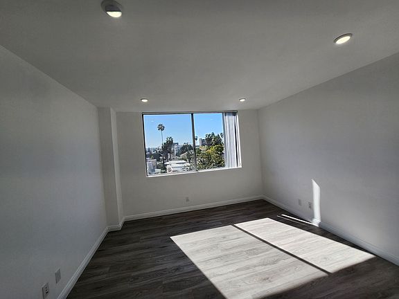 3rd image of 303 N Swall Dr APT 304