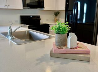 716 Commander Abbott Dr, Jarrell, TX 76537