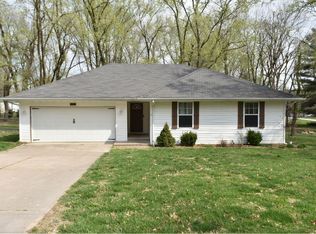 2202 S Hammons Rd, Ozark, MO 65721