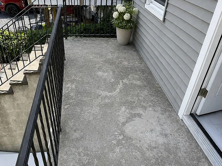 39 Rathbun Ave — Photo 23