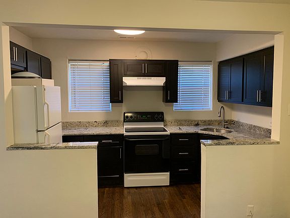 2nd image of 5824 Nottingham Ave APT 2E