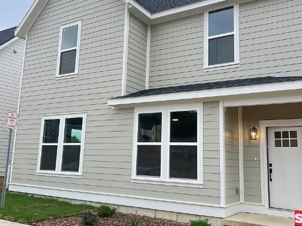 970 S Laramie Hts, Fayetteville, AR 72704