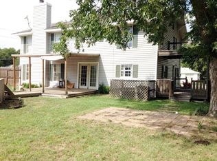 816 E Navarro Ave, Mart, TX 76664