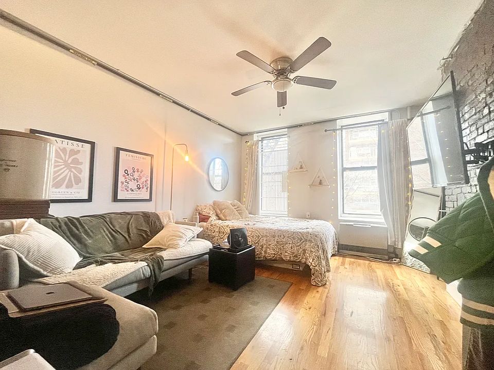 1st image of 420 E 10th St APT 2B