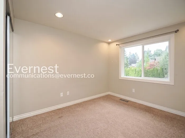 9423 NE 129th Pl — Photo 15