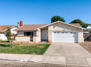 521 Shadow Hills Dr, San Marcos, CA 92069