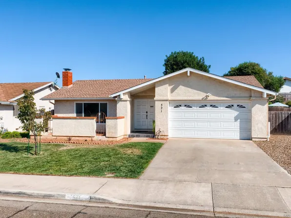 521 Shadow Hills Dr, San Marcos, CA 92069