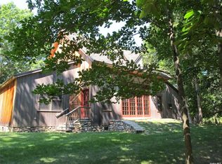 4296 Wunneweta Rd, Cutchogue, NY 11935