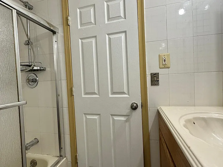 1418 W Girard Ave #3F — Photo 5
