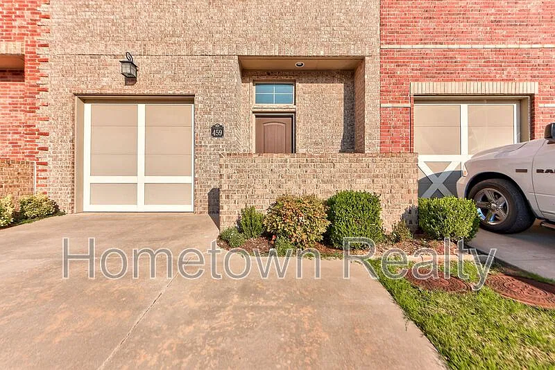 2 bed, 2.0 bath, 1486 sqft, $1,695 — Photo 3