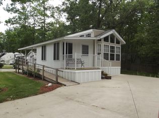 9740 S Orca Cir, Baldwin, MI 49304
