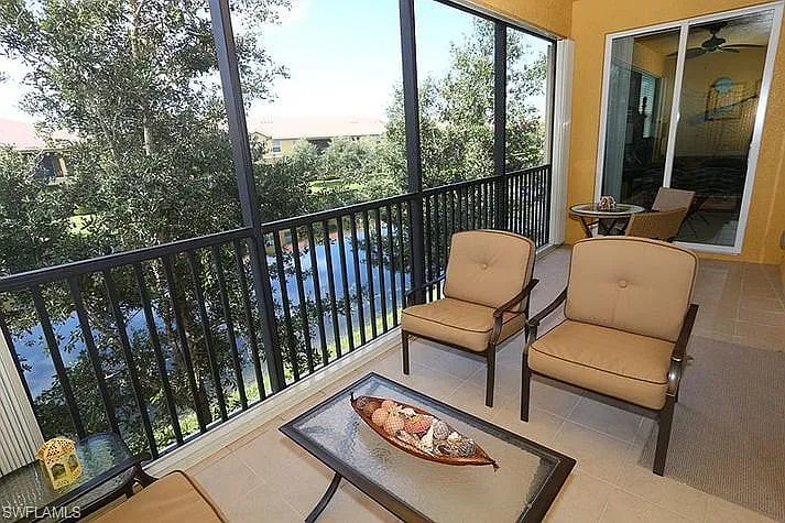 3 bed, 2.5 bath, 2288 sqft, $5,250 — Photo 2