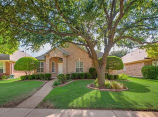 9017 Azinger Dr, Plano, TX 75025
