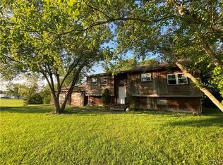 8204 N Court St, Canastota, NY 13032