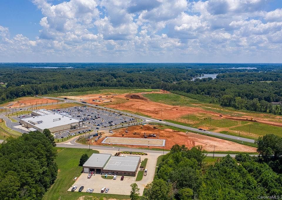 1st image of 7924 Bradley Long Dr