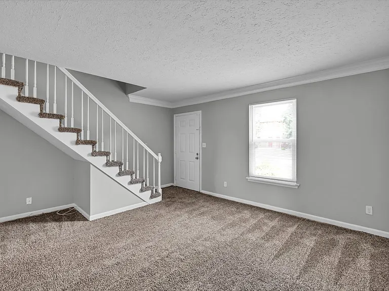 3100 Orchard Manor Cir — Photo 18